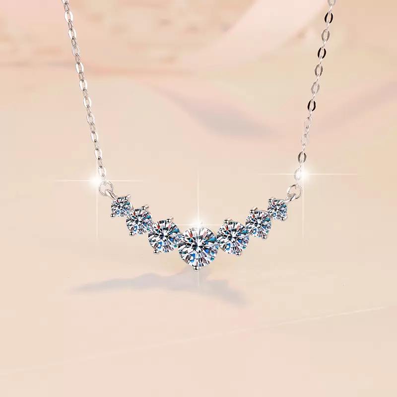 925 Sterling Silver Pendant Necklace 5 CT with D Color Moissanite
