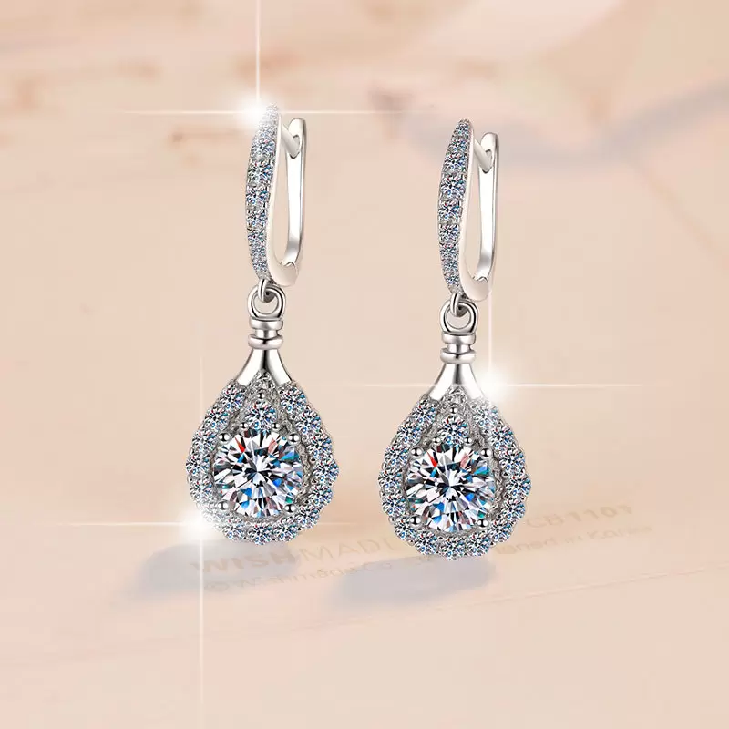 925 Sterling Silver Stud Earrings with 1CT D Color Moissanite