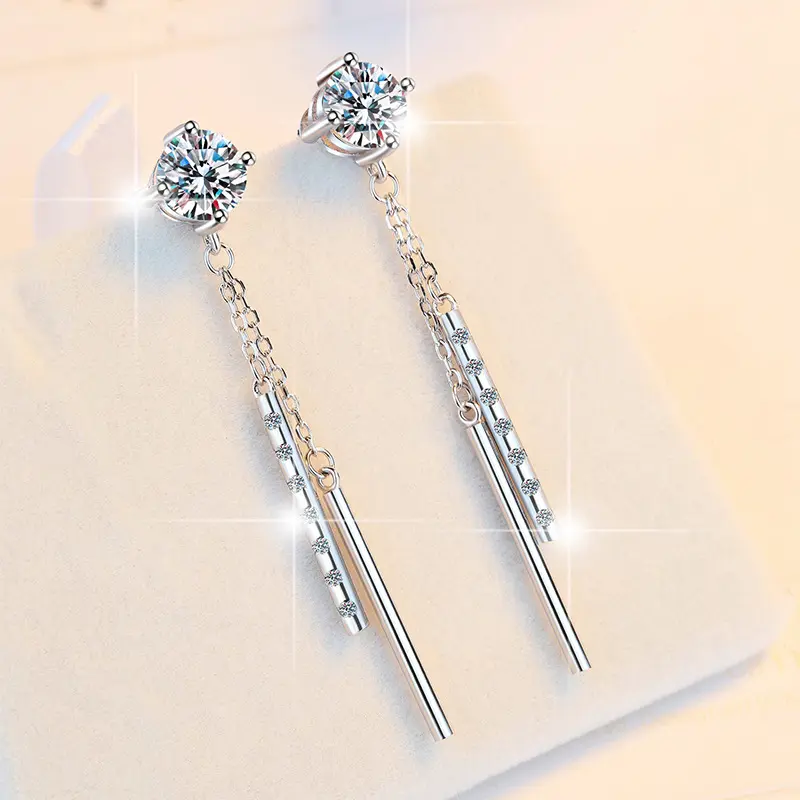 925 Sterling Silver Stud Earrings with 1CT D Color Moissanite