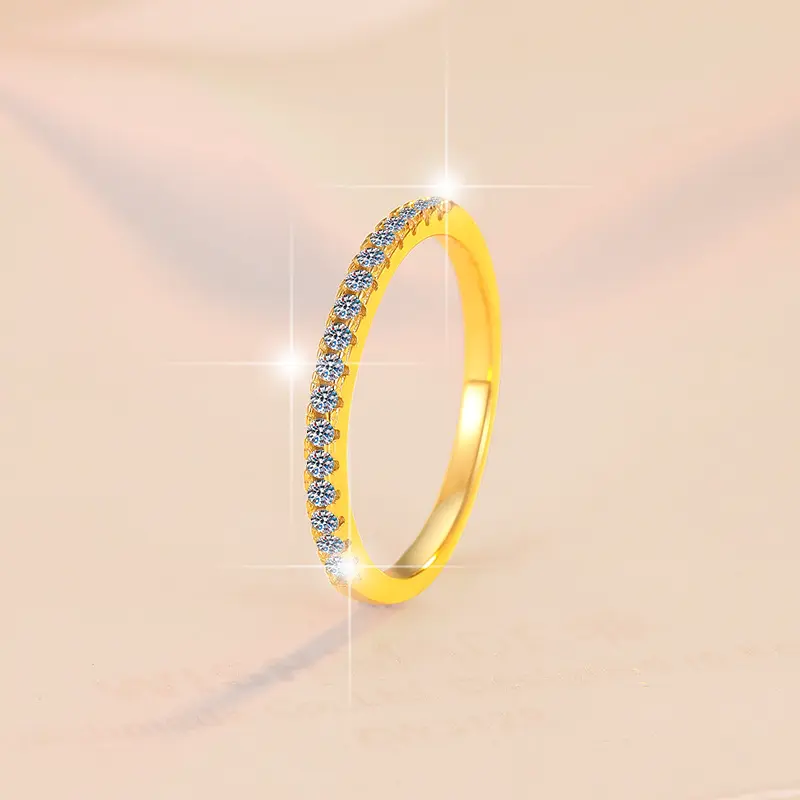 925 Sterling Silver Ring with D Color Moissanite