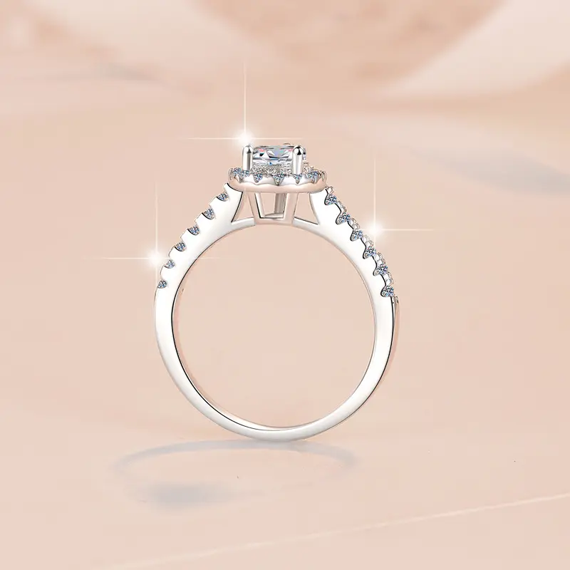 925 Sterling Silver Ring with 1CT D Color Moissanite - 图片 3