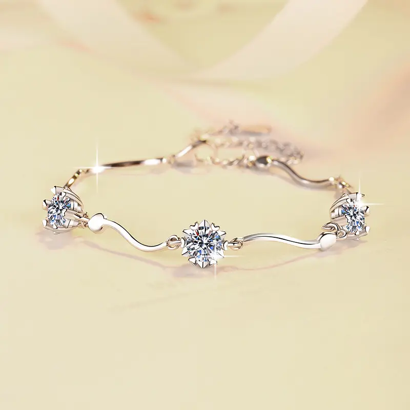 925 Sterling Silver Bracelet with D Color Moissanite